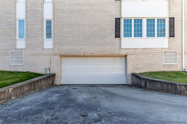 8750 Harrison Avenue 211, Munster, IN 46321