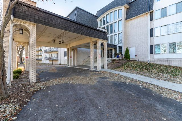 8750 Harrison Avenue 211, Munster, IN 46321
