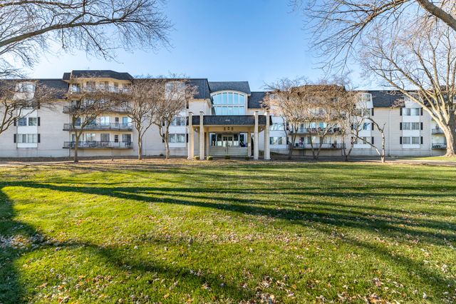 8750 Harrison Avenue 211, Munster, IN 46321