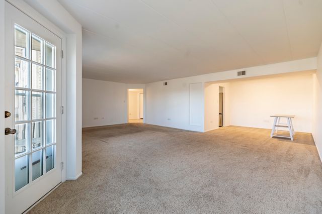 8750 Harrison Avenue 211, Munster, IN 46321