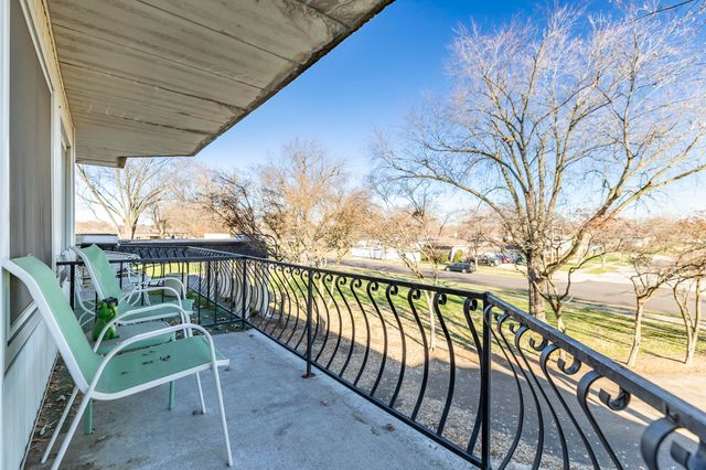 8750 Harrison Avenue 211, Munster, IN 46321