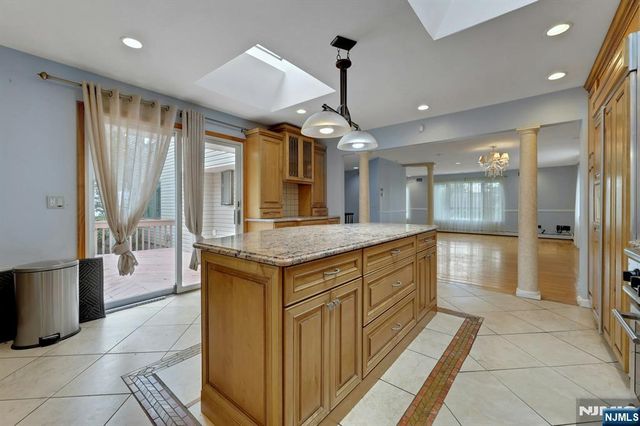 974 Bridge Street, Twp Of Washington, NJ 07676