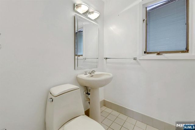 974 Bridge Street, Twp Of Washington, NJ 07676