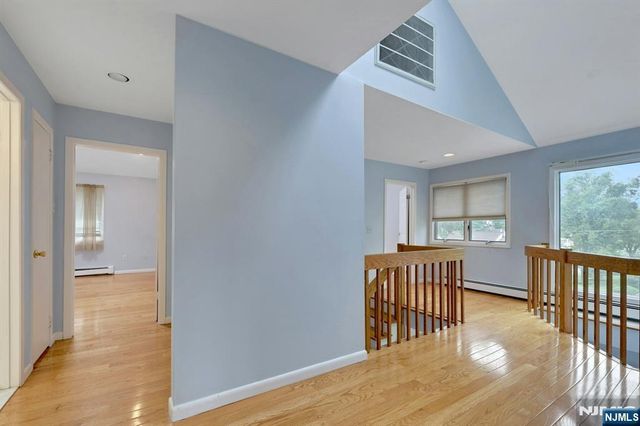 974 Bridge Street, Twp Of Washington, NJ 07676