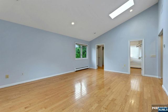 974 Bridge Street, Twp Of Washington, NJ 07676