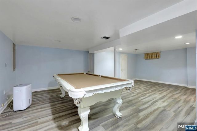 974 Bridge Street, Twp Of Washington, NJ 07676