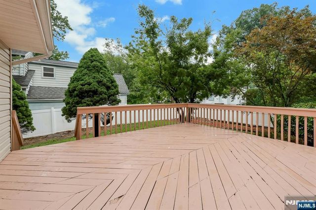 974 Bridge Street, Twp Of Washington, NJ 07676