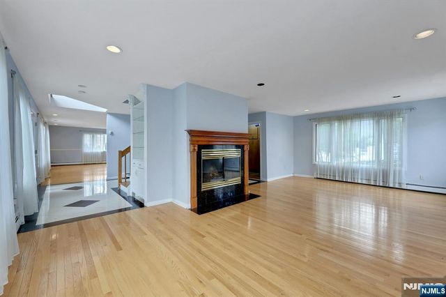 974 Bridge Street, Twp Of Washington, NJ 07676