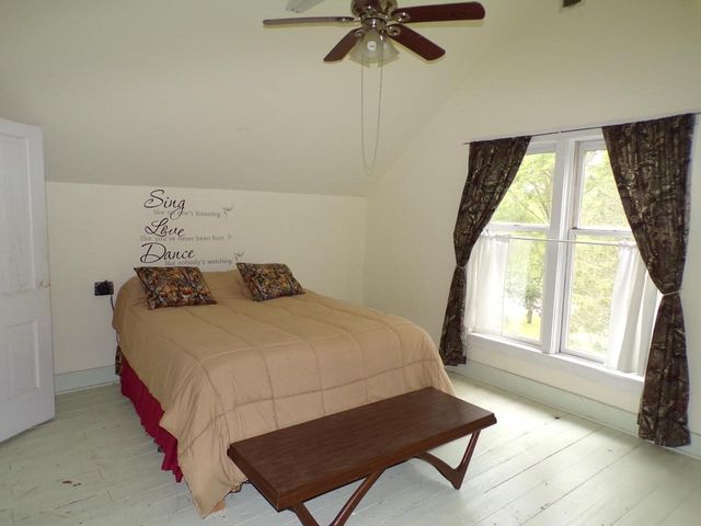 N1203 COUNTY RD N, Neshkoro, WI 54960