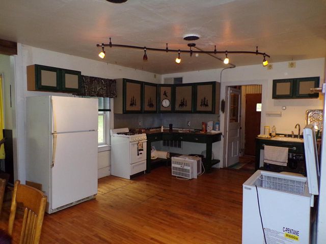 N1203 COUNTY RD N, Neshkoro, WI 54960