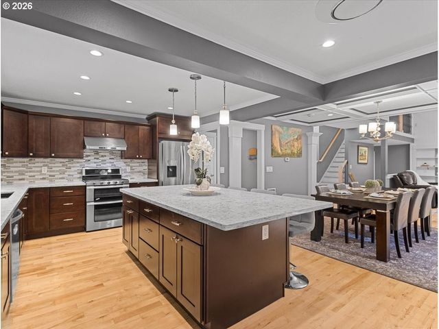 2014 Ne 164TH Pl, Portland, OR 97230