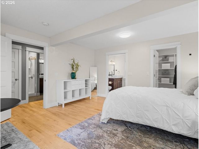 2014 Ne 164TH Pl, Portland, OR 97230