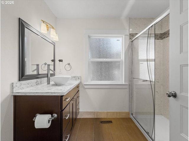 2014 Ne 164TH Pl, Portland, OR 97230
