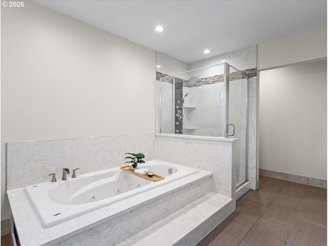 2014 Ne 164TH Pl, Portland, OR 97230