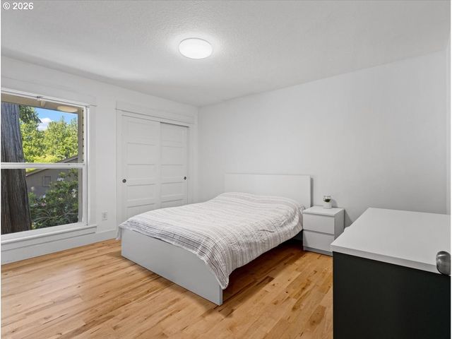 2014 Ne 164TH Pl, Portland, OR 97230
