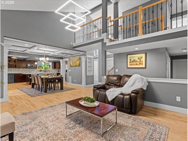 2014 Ne 164TH Pl, Portland, OR 97230
