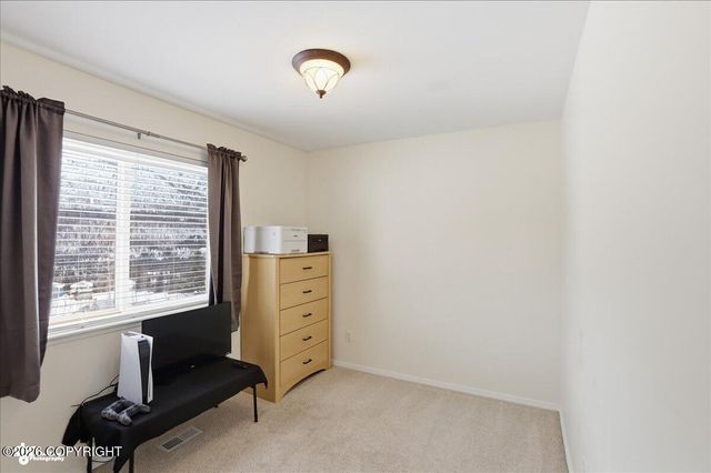 19855 Highland Ridge Drive, Eagle River, AK 99577