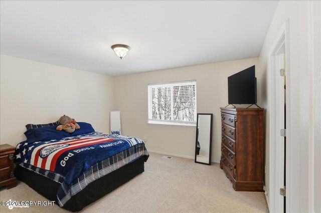 19855 Highland Ridge Drive, Eagle River, AK 99577