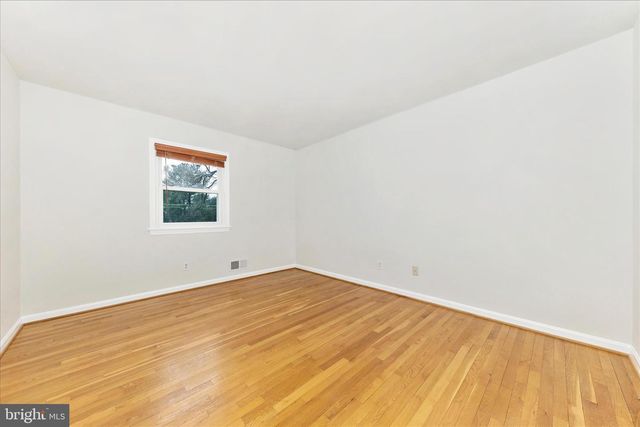 15701 JONES LN, Gaithersburg, MD 20878