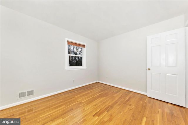 15701 JONES LN, Gaithersburg, MD 20878