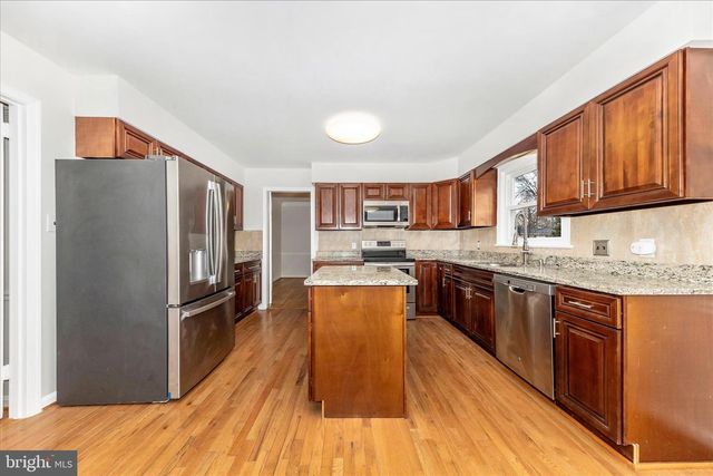 15701 JONES LN, Gaithersburg, MD 20878