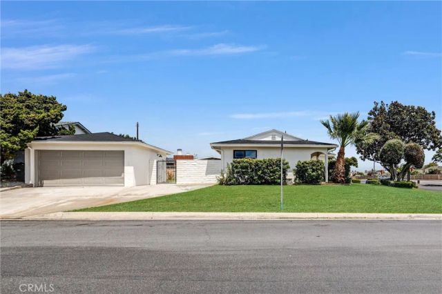 15447 Alondra Boulevard, La Mirada, CA 90638