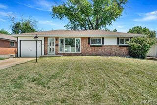 6 Tamma Lane, Hazelwood, MO 63042