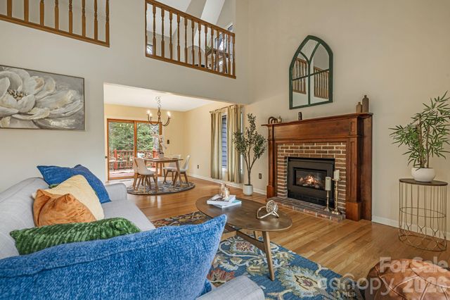 45 Windward Drive, Asheville, NC 28803