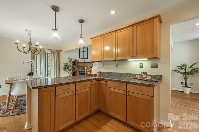 45 Windward Drive, Asheville, NC 28803