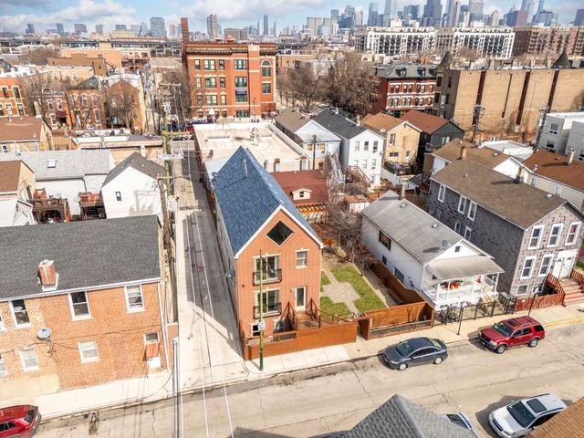 1024 W 18th Place, Chicago, IL 60608