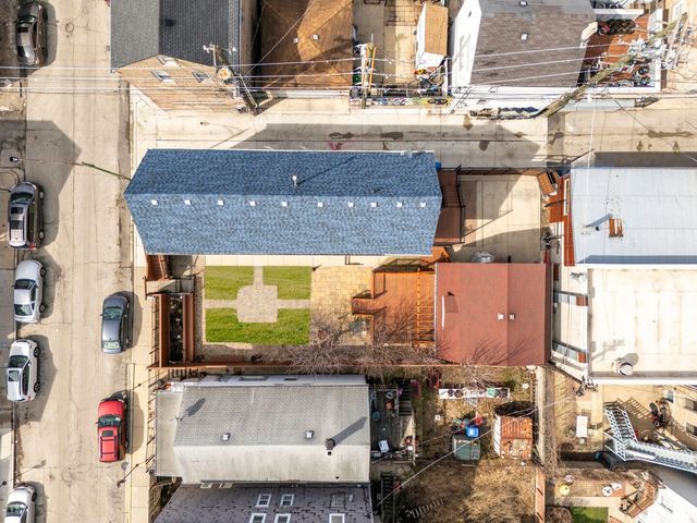 1024 W 18th Place, Chicago, IL 60608