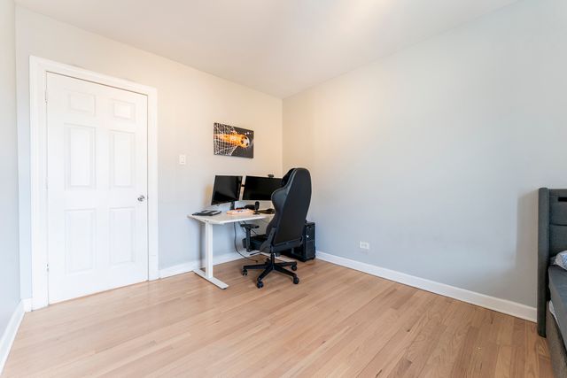 1024 W 18th Place, Chicago, IL 60608