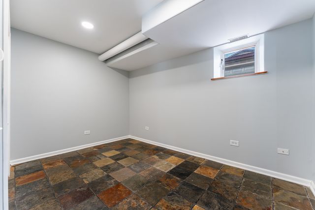 1024 W 18th Place, Chicago, IL 60608