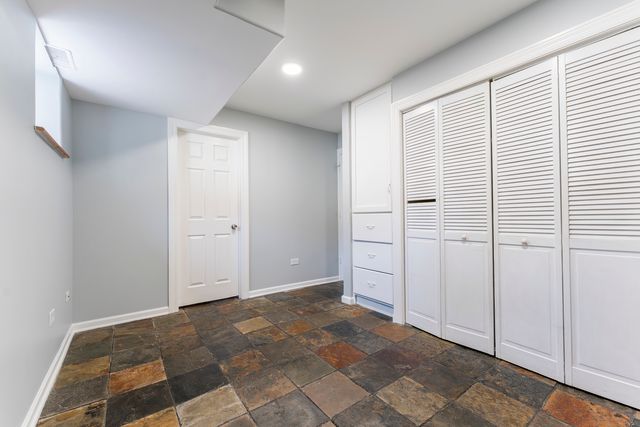 1024 W 18th Place, Chicago, IL 60608