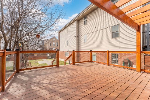 1024 W 18th Place, Chicago, IL 60608