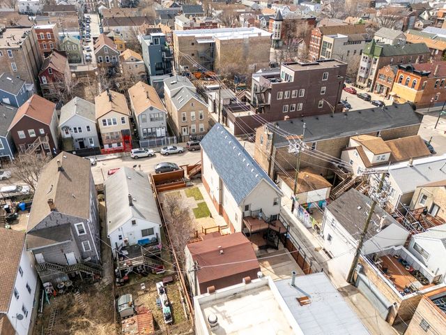 1024 W 18th Place, Chicago, IL 60608