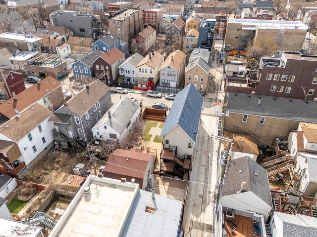 1024 W 18th Place, Chicago, IL 60608