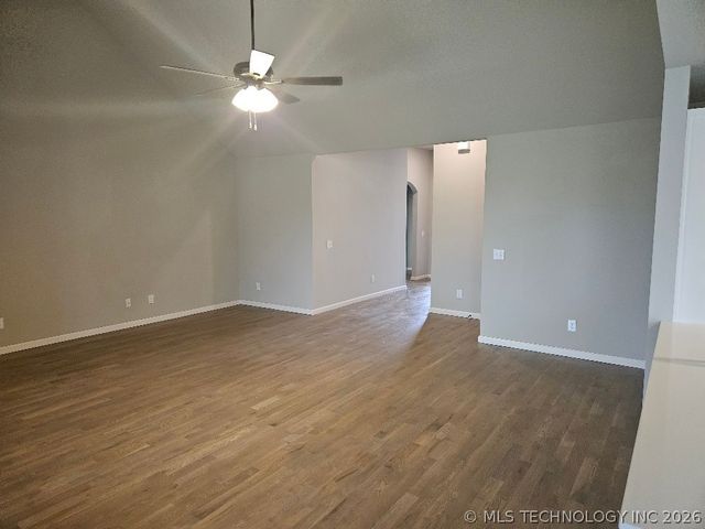 27914 E 108th Place S, Coweta, OK 74429