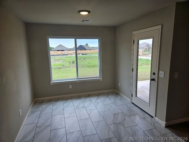 27914 E 108th Place S, Coweta, OK 74429