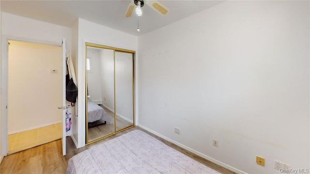 121 Woodward Parkway, Farmingdale, NY 11735