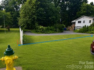 9999 Northeast Avenue, Swannanoa, NC 28778
