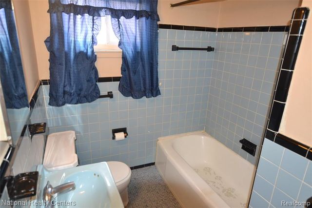 175 John Daly Street, Inkster, MI 48141