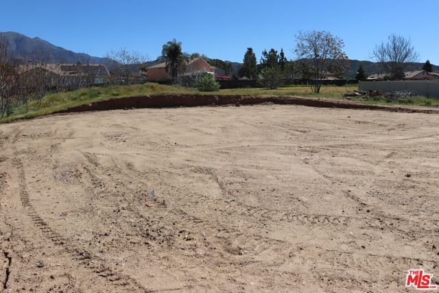 35425 Fir Avenue, Yucaipa, CA 92399