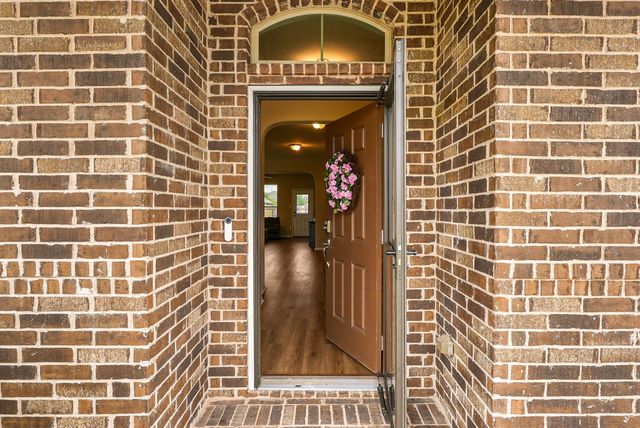 1720 Cross Creek Lane, Cleburne, TX 76033