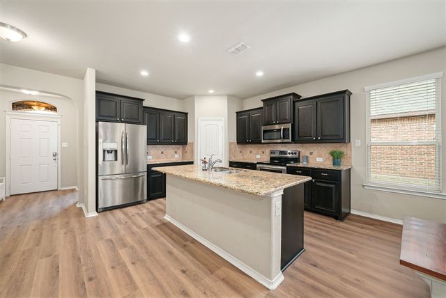 1720 Cross Creek Lane, Cleburne, TX 76033