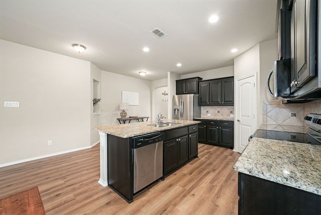 1720 Cross Creek Lane, Cleburne, TX 76033