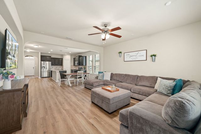 1720 Cross Creek Lane, Cleburne, TX 76033