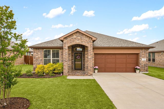 1720 Cross Creek Lane, Cleburne, TX 76033