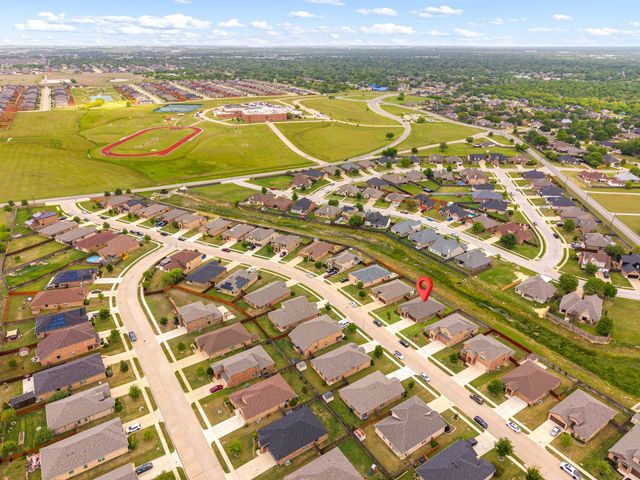 1720 Cross Creek Lane, Cleburne, TX 76033
