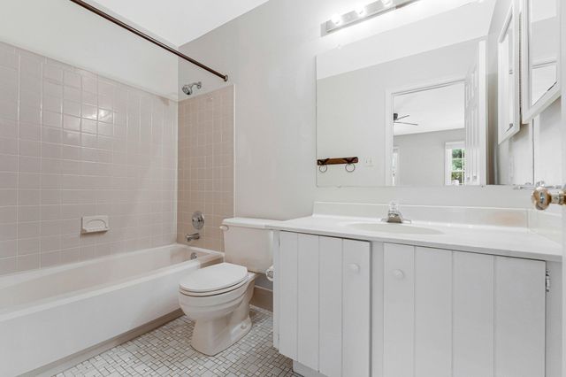 2827 KELLY SQ, Vienna, VA 22181